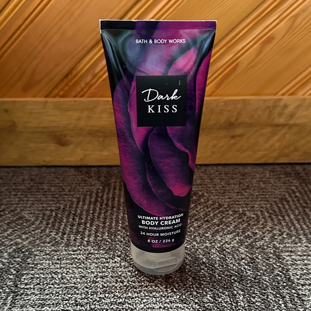 Bath & Body Works Dark Kiss Body Cream